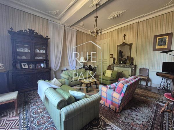 86200 BASSES Maison Bourgeoise Basses 9 pièce(s) 6 Chambres et Multiples Dépendances
