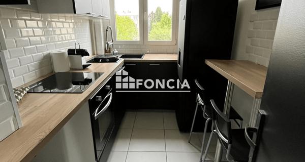 Location Appartement 2 pièces 46.29 m² - Bois-d'arcy 78390