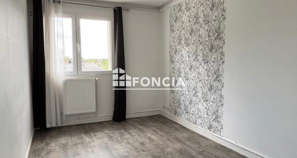 Location Appartement 2 pièces 46.29 m² - Bois-d'arcy 78390