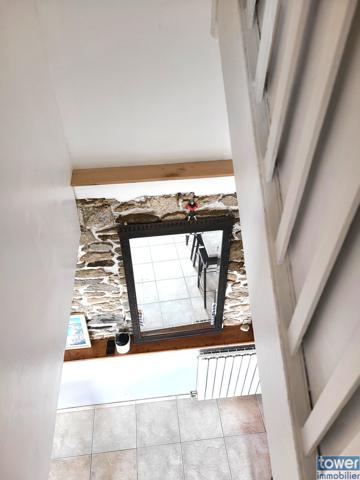 GUIPAVAS CENTRE VILLE .BELLE MAISON T6