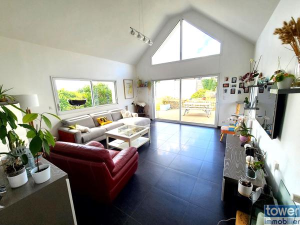 GUIPAVAS CENTRE VILLE .BELLE MAISON T6