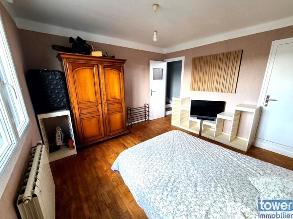 GUIPAVAS CENTRE VILLE .BELLE MAISON T6