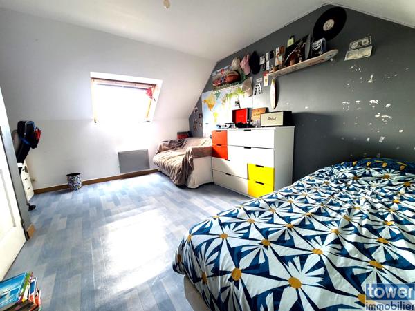 GUIPAVAS CENTRE VILLE .BELLE MAISON T6