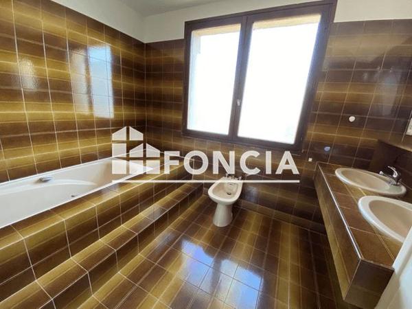 Location Maison 6 pièces 132.87 m² - 30 AVENUE MARLY Talence 33400