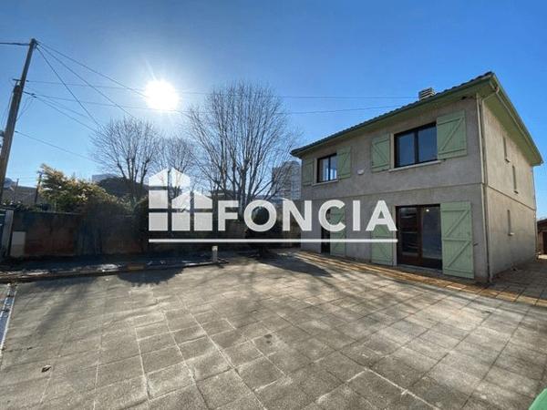 Location Maison 6 pièces 132.87 m² - 30 AVENUE MARLY Talence 33400