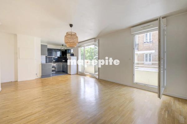 Appartement
         4 pièces
        - 80 m² Exclusivité 478 000 € *