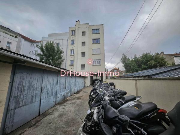 Immeuble à vendre 5 pièces de 570 m²