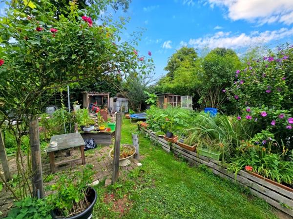 HIRSON (02) - 🏡 Vente maison semi-individuelle avec 3 chambres 🛏️🛏️🛏️ et jardin 🍀
