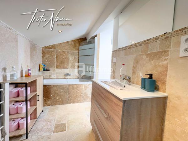 Maison de village de 114 m2 avec 4 chambres - 2 salles d'eau/bain