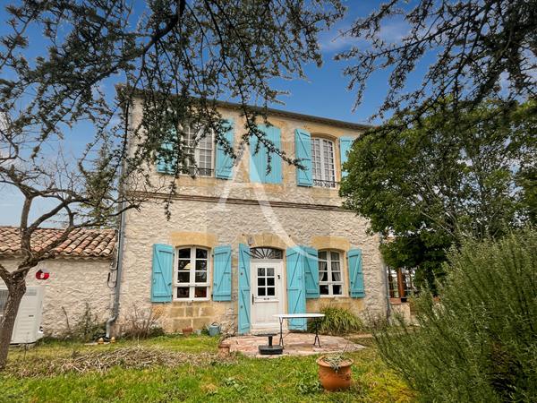 Ancienne école restaurée avec piscine