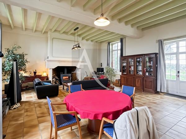 Ancienne école restaurée avec piscine