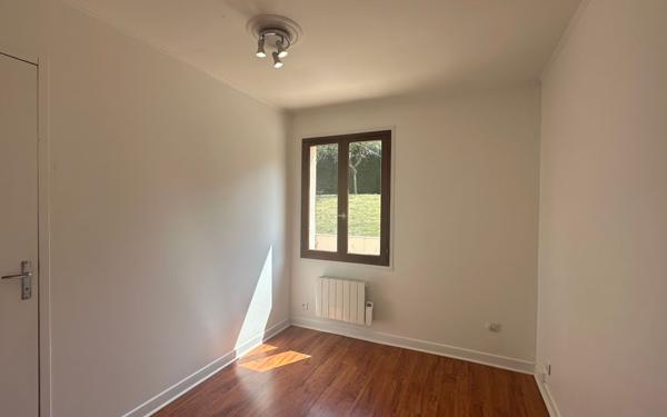 Maison à louer    6 pièces •  Thoiry