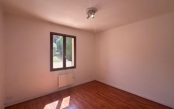 Maison à louer    6 pièces •  Thoiry