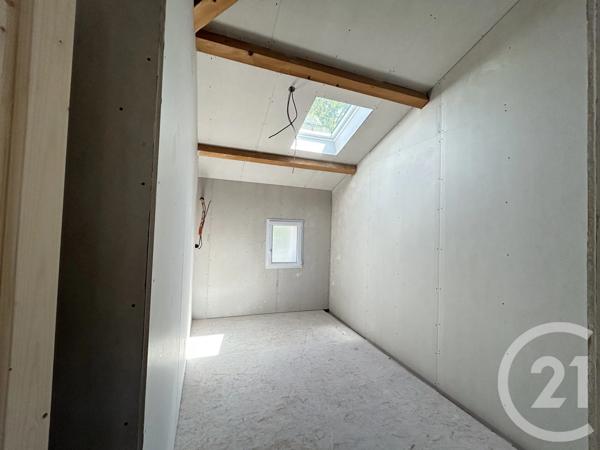 Appartement T3 à vendre  3 pièces - 68,27 m 2   CLERMONT L HERAULT  - 34