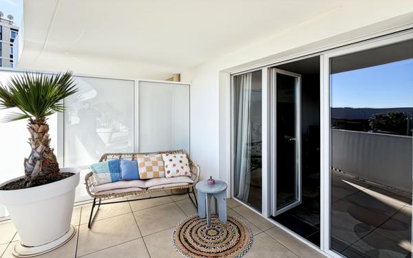 Appartement à vendre    3 pièces • 75 m2 Villeneuve-Loubet