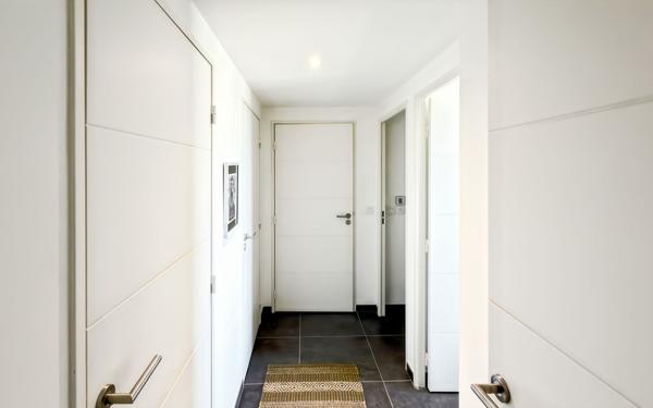 Appartement à vendre    3 pièces • 75 m2 Villeneuve-Loubet