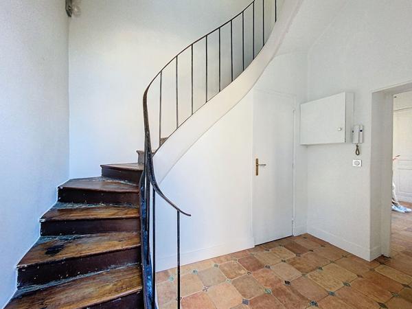 Triplex 3 pièces de 57.26 m² - Saint-Germain-en-Laye, centre-ville