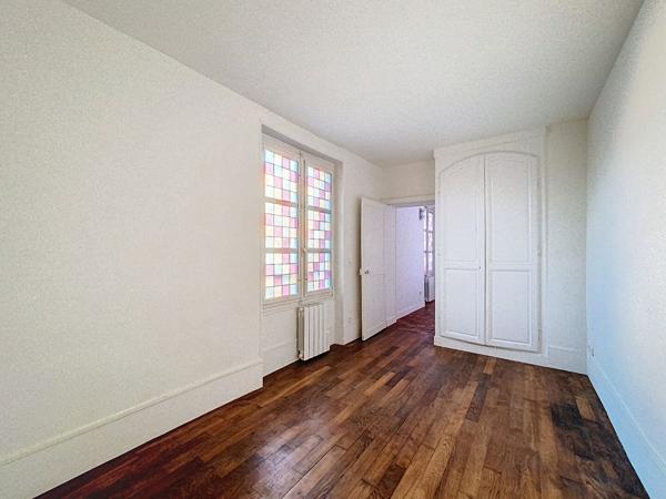 Triplex 3 pièces de 57.26 m² - Saint-Germain-en-Laye, centre-ville