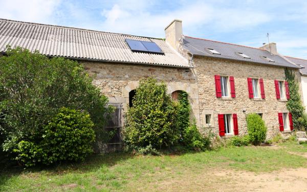 Maison à vendre    5 pièces •  Audierne