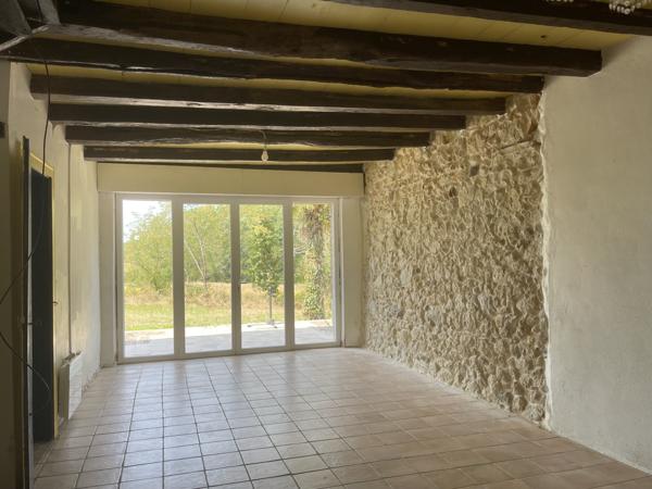 Maison de caractère avec dépendance sur 5100 m² de terrain