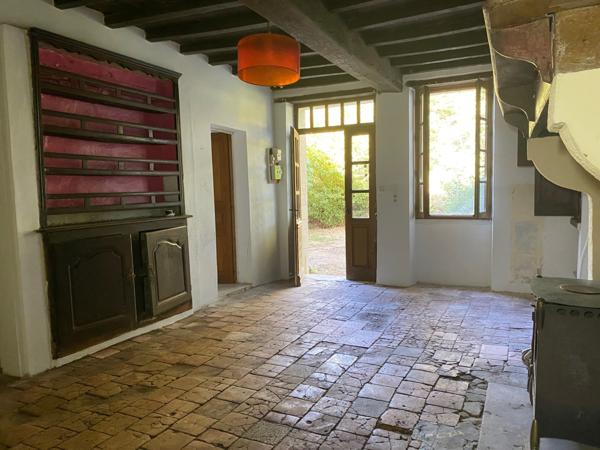 Maison de caractère avec dépendance sur 5100 m² de terrain