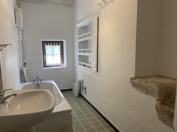 Maison de caractère avec dépendance sur 5100 m² de terrain
