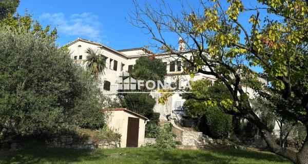 À vendre Maison 9 pièces 360 m² - Alès 30100
