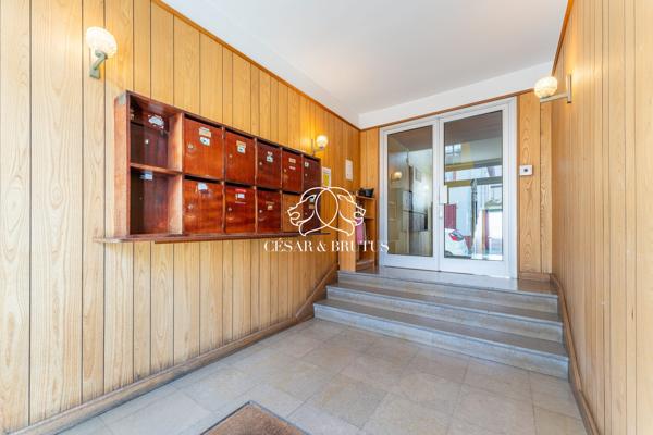 EN EXCLUSIVITÉ – T3 82 M2 AVEC BALCON LYON 7ème