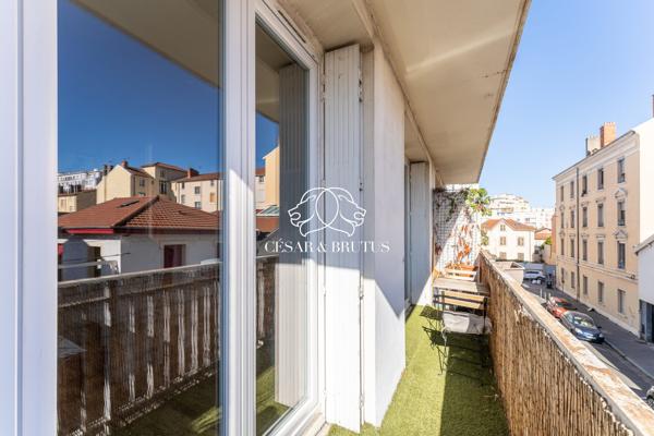 EN EXCLUSIVITÉ – T3 82 M2 AVEC BALCON LYON 7ème