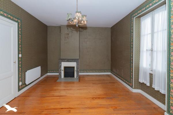 Maison à vendre |  Lesparre-Médoc |  7 pièces | 215 m²