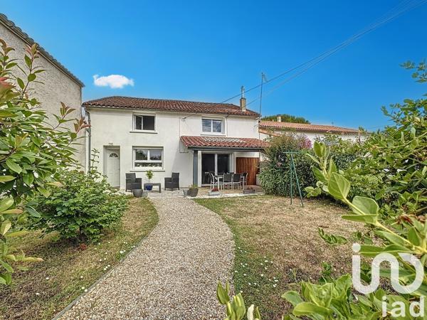 Maison à vendre 4 pièces 120 m² Luxé