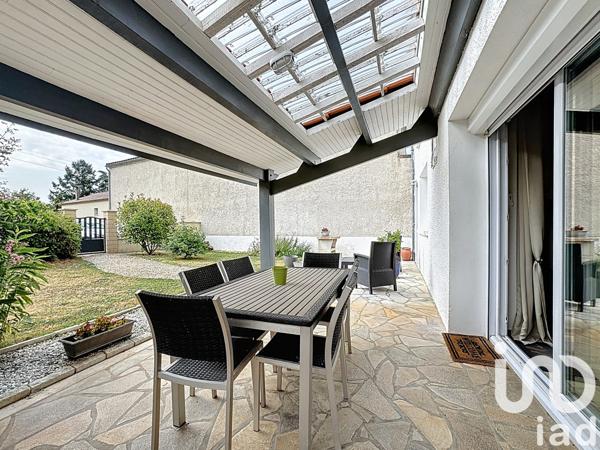 Maison à vendre 4 pièces 120 m² Luxé