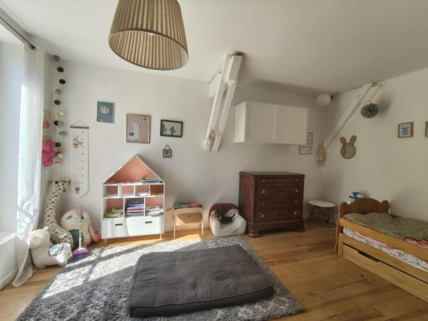 Maison à BARIE, 33190 - 5 pièces 150m²