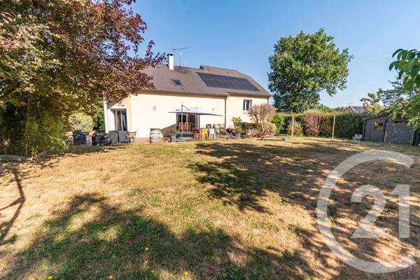 Maison à vendre  7 pièces - 185 m 2   LAVAL  - 53