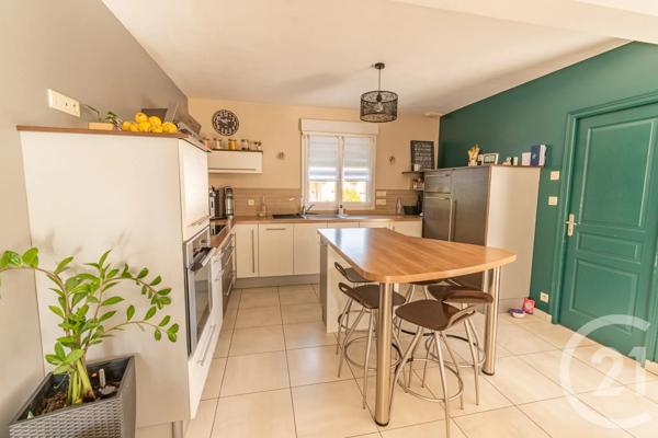 Maison à vendre  7 pièces - 185 m 2   LAVAL  - 53