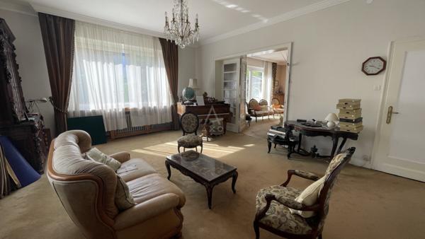 // MAISON INDIVIDUELLE 410M² // 10 CHAMBRES // TERRAIN CLOS ARBORE // CAVES // GARAGE //