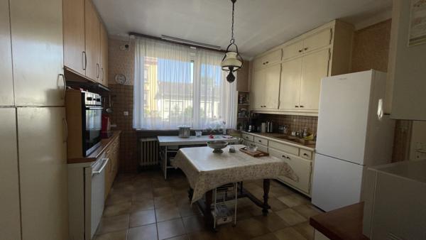 // MAISON INDIVIDUELLE 410M² // 10 CHAMBRES // TERRAIN CLOS ARBORE // CAVES // GARAGE //