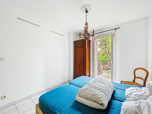 A VENDRE : Appartement T3 de 67m2 avec 67m2 d'extérieur (terrasse jardin) secteur sormiou 13009 Marseille