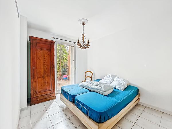 A VENDRE : Appartement T3 de 67m2 avec 67m2 d'extérieur (terrasse jardin) secteur sormiou 13009 Marseille
