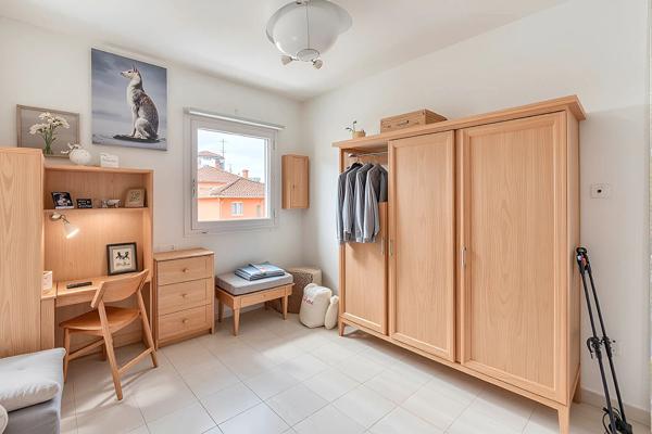 Appartement 3 pièces + balcon + parking