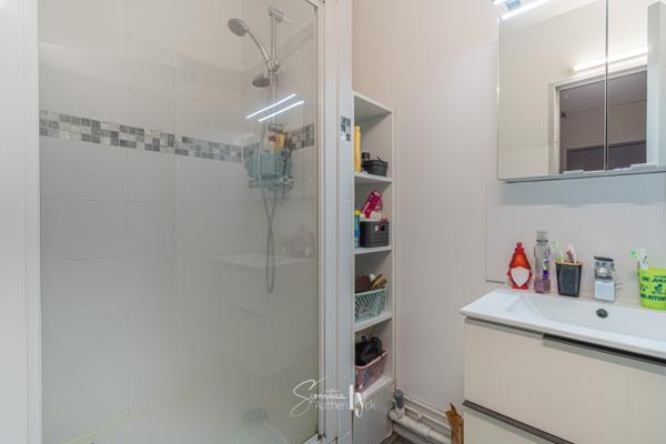 Appartement
         3 pièces
        - 57 m² Exclusivité 67 400 € *