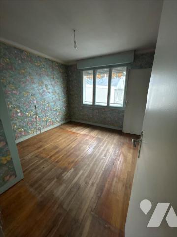 Lorient , maison idéale création appartements ou belle maison familiale  , jardin