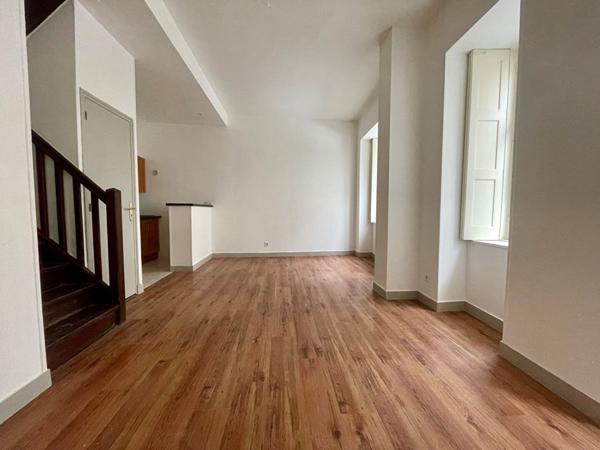 DUPLEX  3 PIECES CENTRE DIEPPE