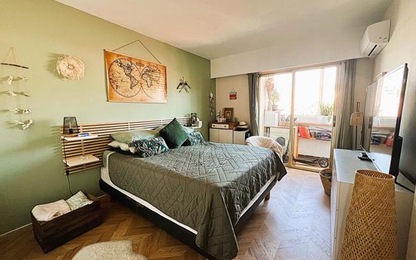 Appartement à vendre    2 pièces • 49,74 m2 Le Cannet