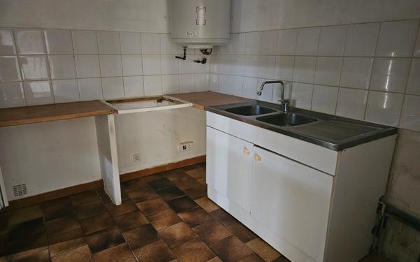 Appartement à louer    1 pièce • 45 m2 Six-Fours-les-Plages