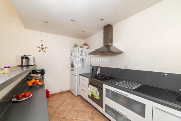 Maison 6 pièces de 126m2 - La Seigneurie 13009