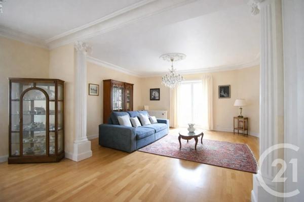 Appartement F4 à vendre  4 pièces - 147,29 m 2   VICHY  - 03