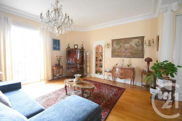 Appartement F4 à vendre  4 pièces - 147,29 m 2   VICHY  - 03