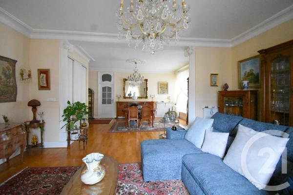 Appartement F4 à vendre  4 pièces - 147,29 m 2   VICHY  - 03
