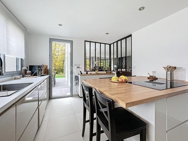 Maison Lamorlaye 7 pièce(s) 200 m2